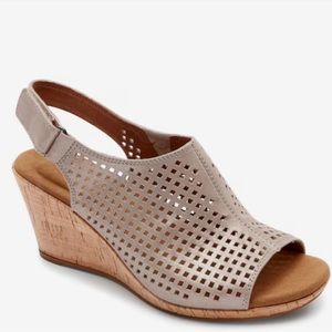 NEW Rockport Women’s Briah Perf Sling Wedge Sandals, Metallic Khaki, Size 8